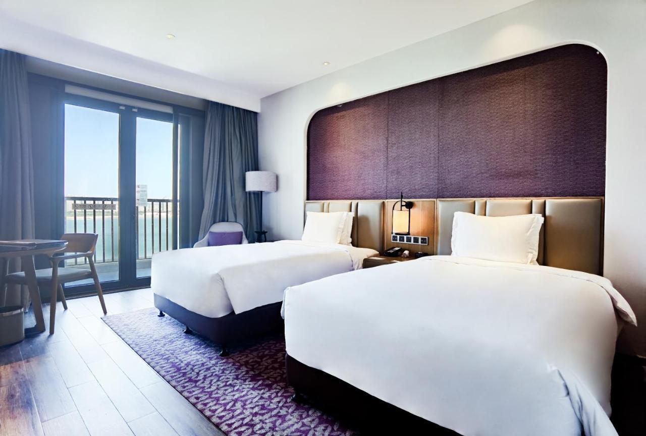 Crowne Plaza Qingdaoorientalmoviemetropolis By Ihg Exterior foto