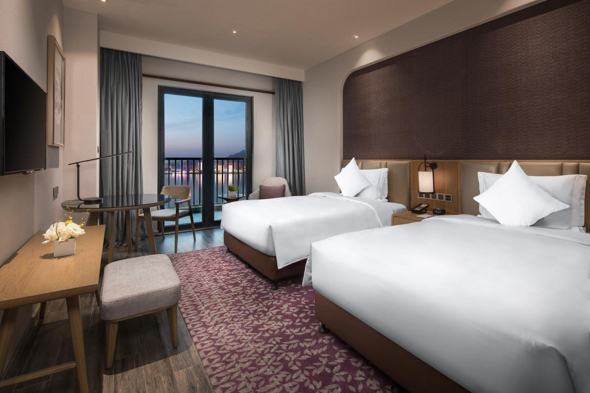 Crowne Plaza Qingdaoorientalmoviemetropolis By Ihg Exterior foto
