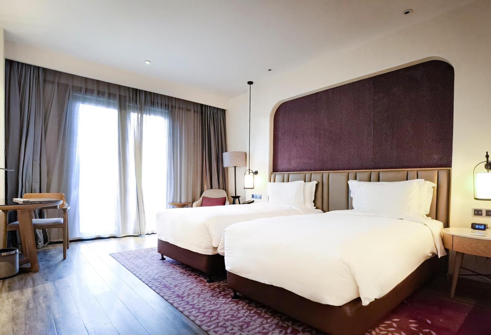 Crowne Plaza Qingdaoorientalmoviemetropolis By Ihg Exterior foto