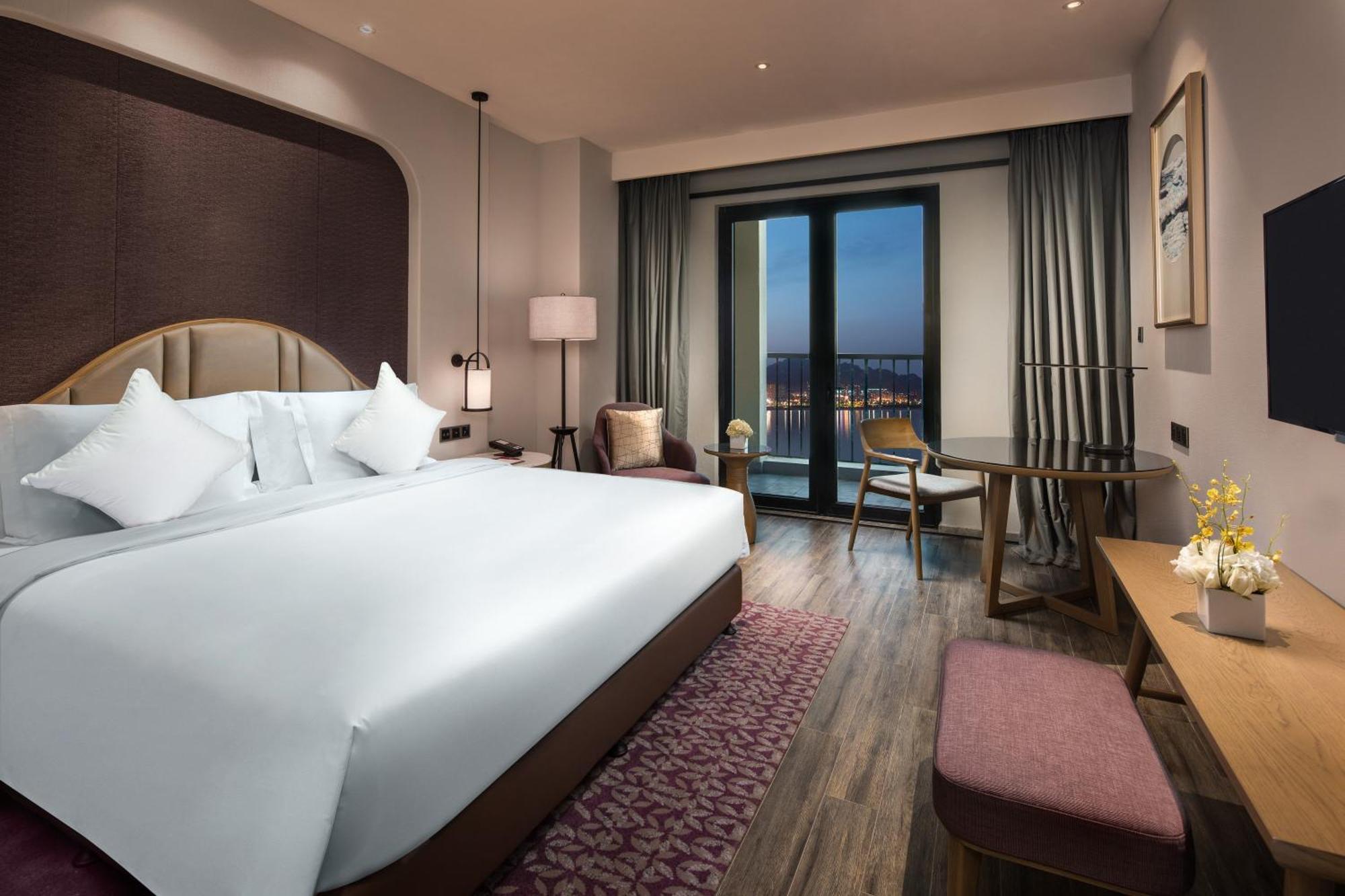 Crowne Plaza Qingdaoorientalmoviemetropolis By Ihg Exterior foto