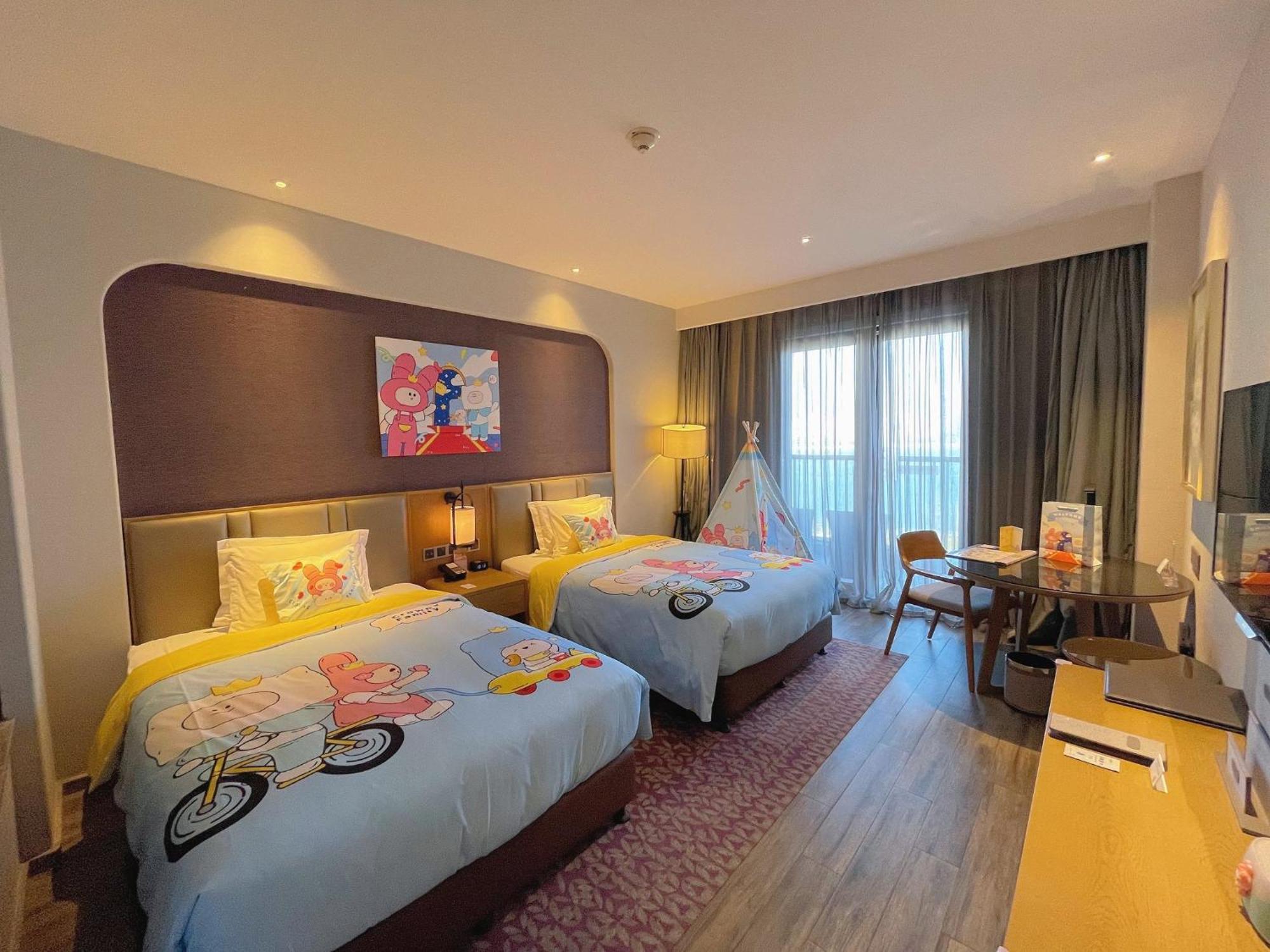 Crowne Plaza Qingdaoorientalmoviemetropolis By Ihg Exterior foto