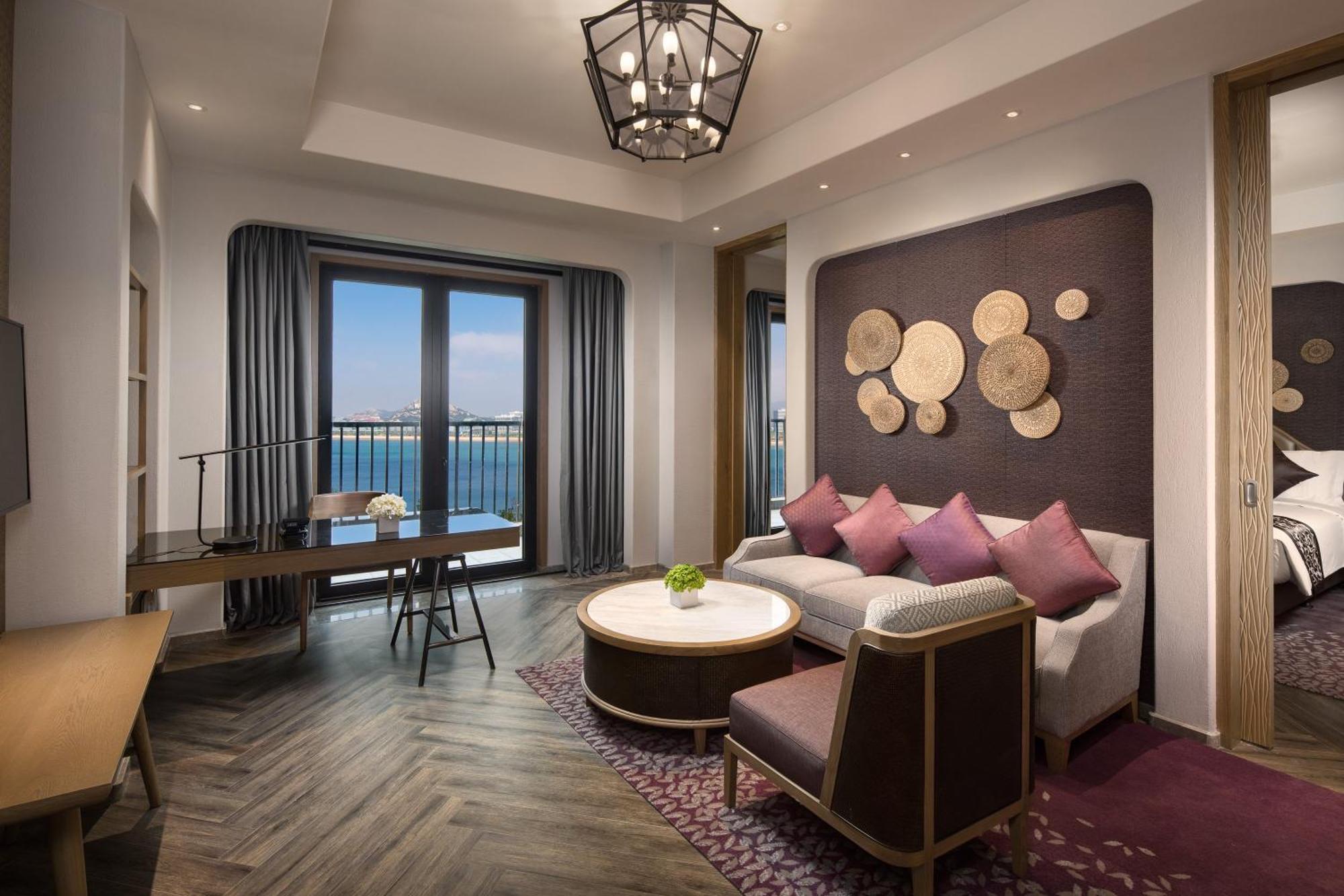 Crowne Plaza Qingdaoorientalmoviemetropolis By Ihg Exterior foto