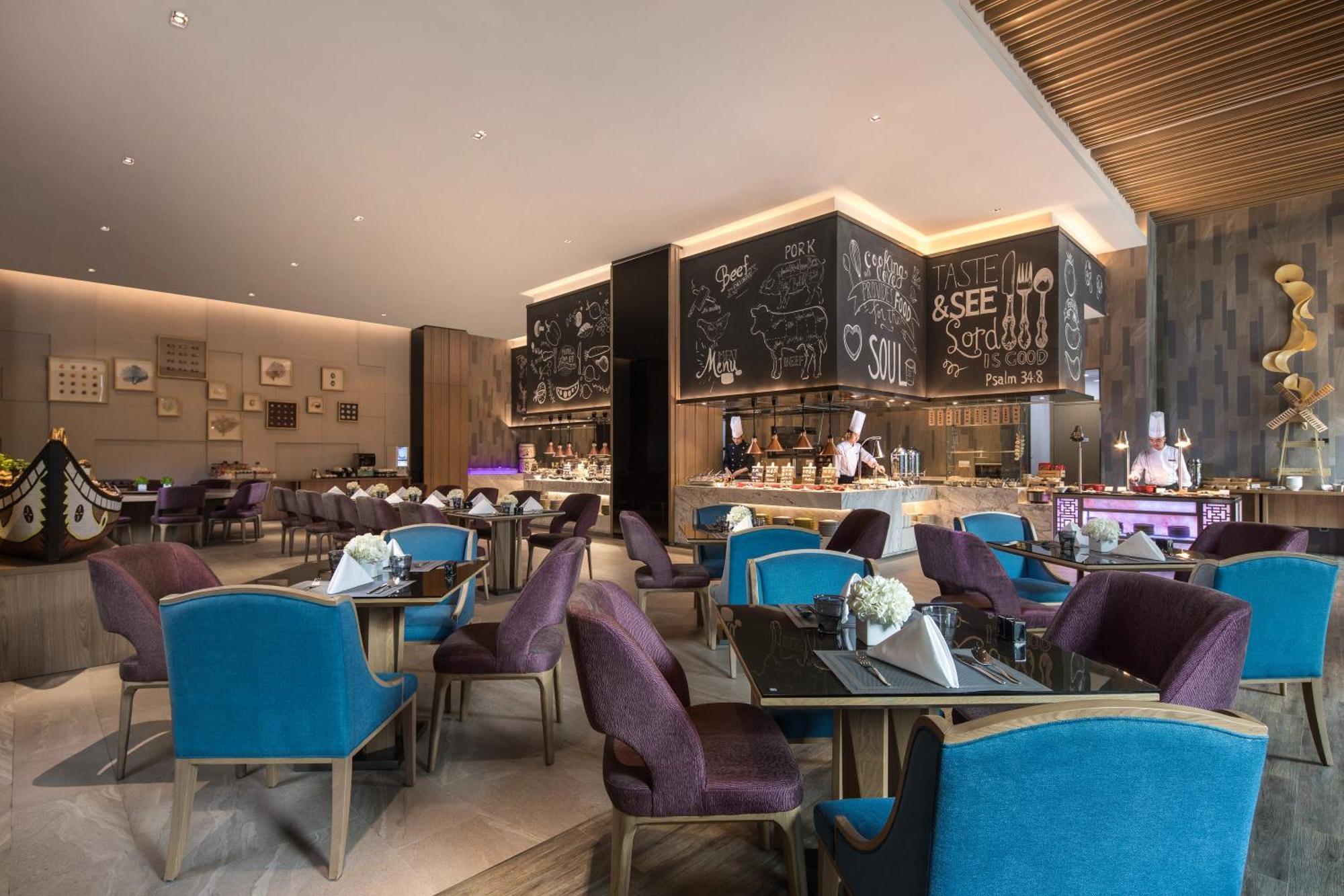 Crowne Plaza Qingdaoorientalmoviemetropolis By Ihg Exterior foto